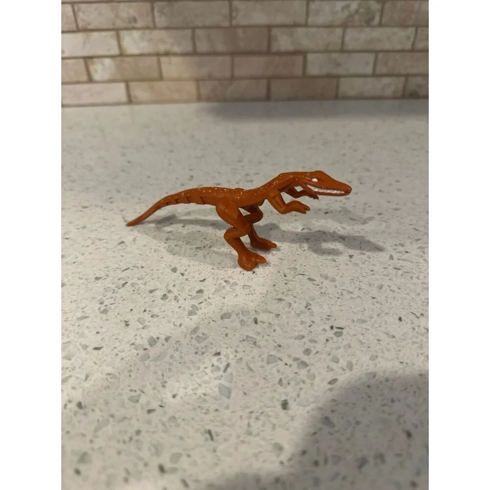 MUTANT LIZARD LEGO FIGURE JURRASIC ORANGE SPECKS‎ 2005 ANIMAL DINOSAUR
